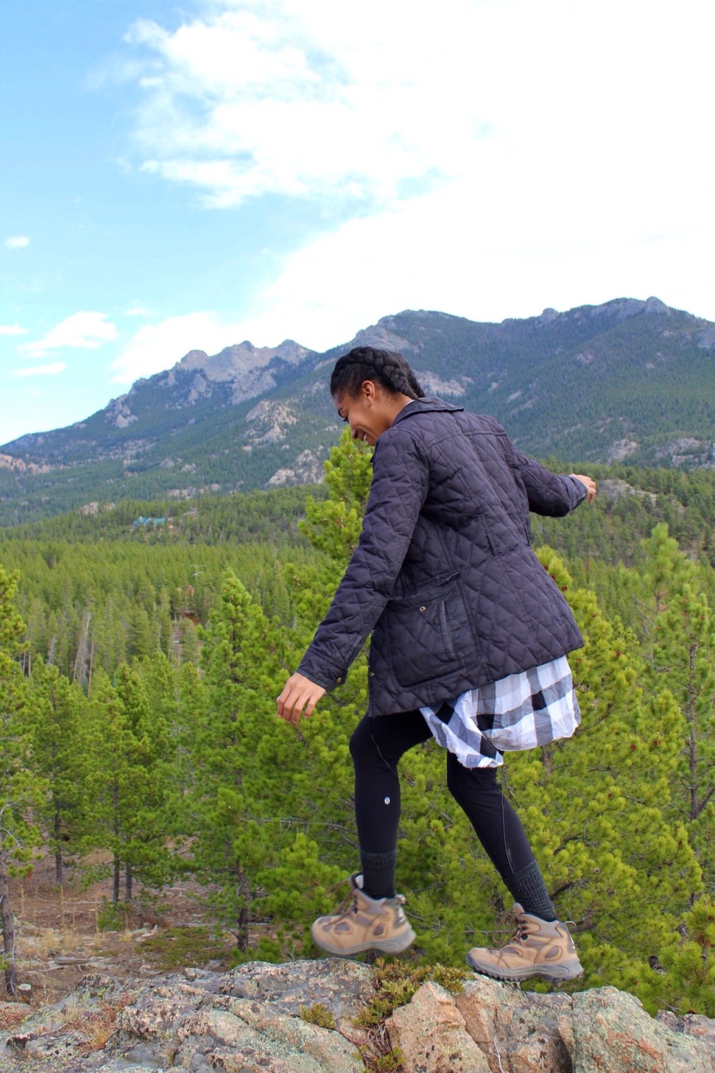 Posing Ideas: Mountain + Hiking&nbsp;Edition