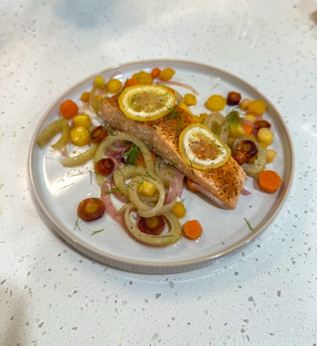 Roasted Salmon with Fennel and&nbsp;Carrots